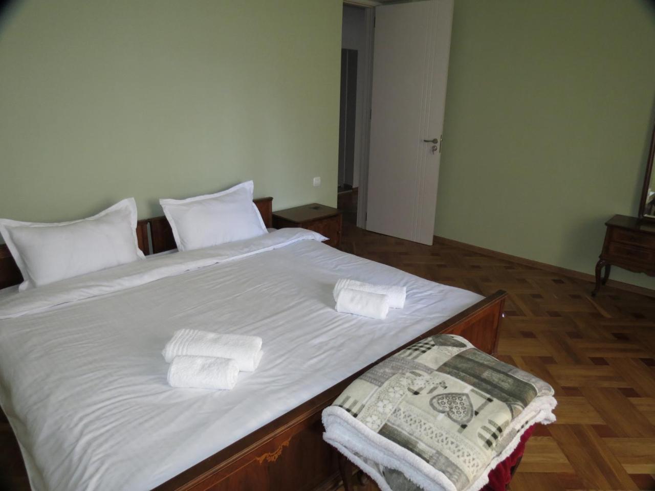 Three Rooms Apartment Tbilisi Exterior foto